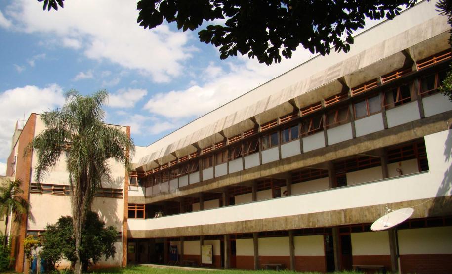 Projeto de cadeira de rodas elétrica da UEL ganha menção honrosa em premiação