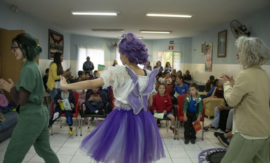 Mostra Especial do Fenata leva o teatro a 60 instituições de Ponta Grossa