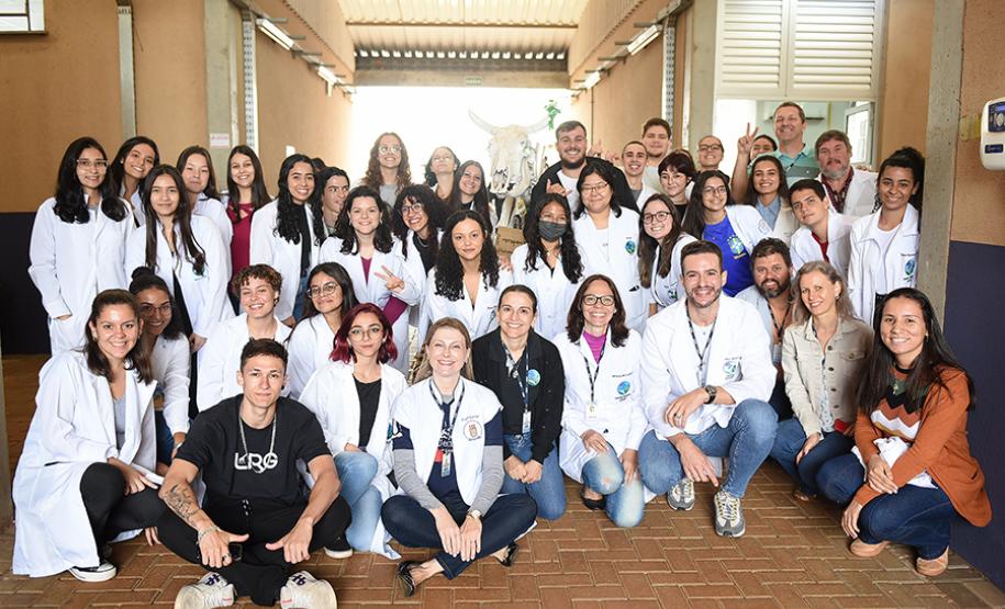 Primeira Feira de Profissões da UENP reúne mais de 3 mil estudantes