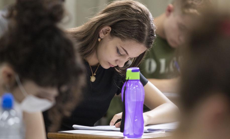 UEPG reuniu mais de 14 mil candidatos nas provas do PSS neste domingo