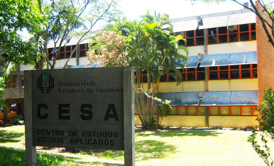 UEL representa estaduais do Paraná em competição nacional da área jurídica, na Bahia