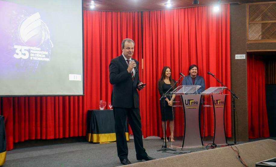 Governo do Paraná concede mais de R$ 180 mil em premiações na área da Ciência e Tecnologia