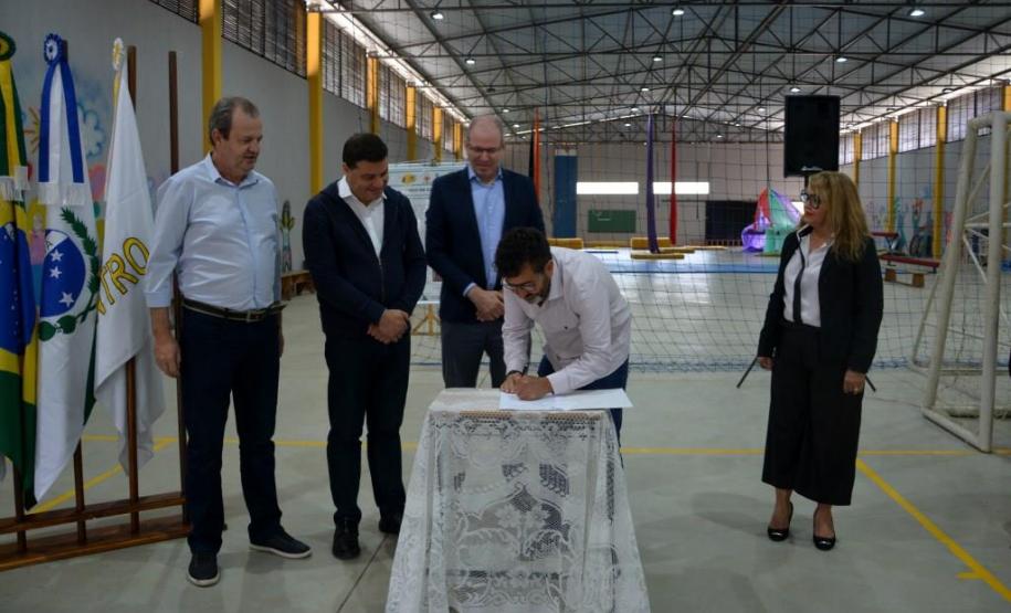 Governo destina R$ 2,2 milhões para conclusão do ginásio de esportes da Unicentro, em Irati