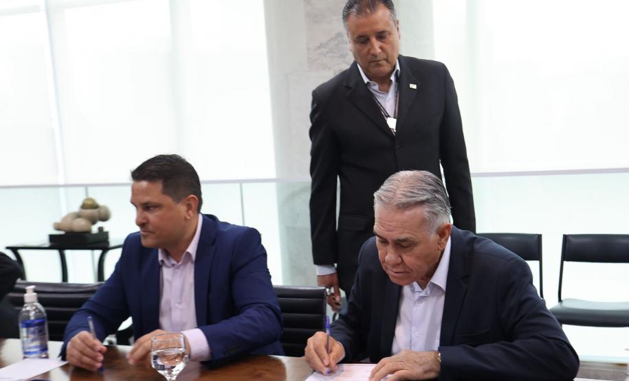 Governador autoriza abertura de três novos cursos gratuitos de nível superior em Loanda