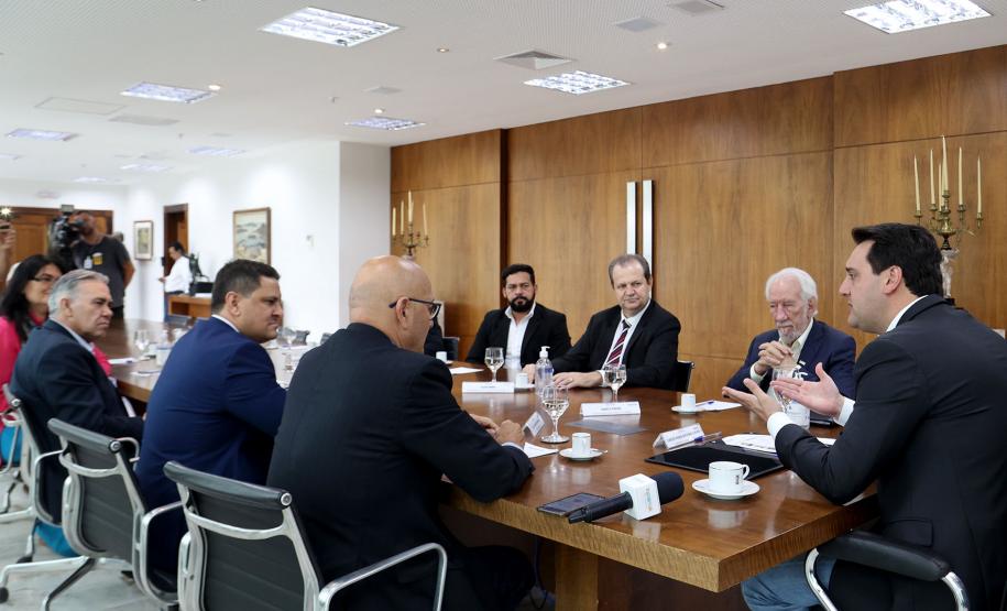 Governador autoriza abertura de três novos cursos gratuitos de nível superior em Loanda