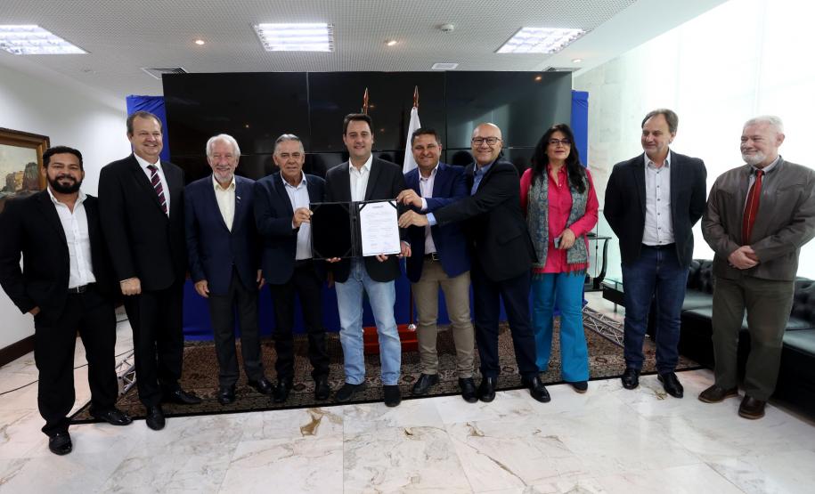 Governador autoriza abertura de três novos cursos gratuitos de nível superior em Loanda