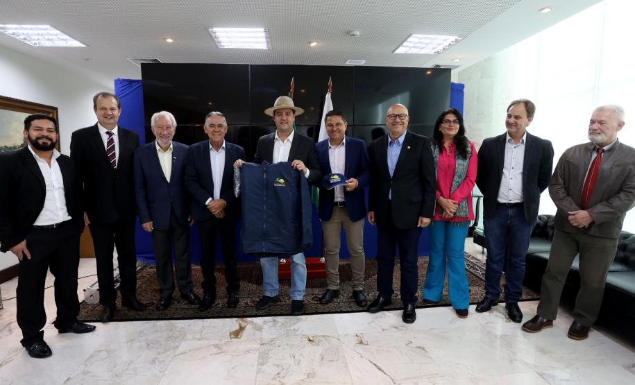 Governador autoriza abertura de três novos cursos gratuitos de nível superior em Loanda