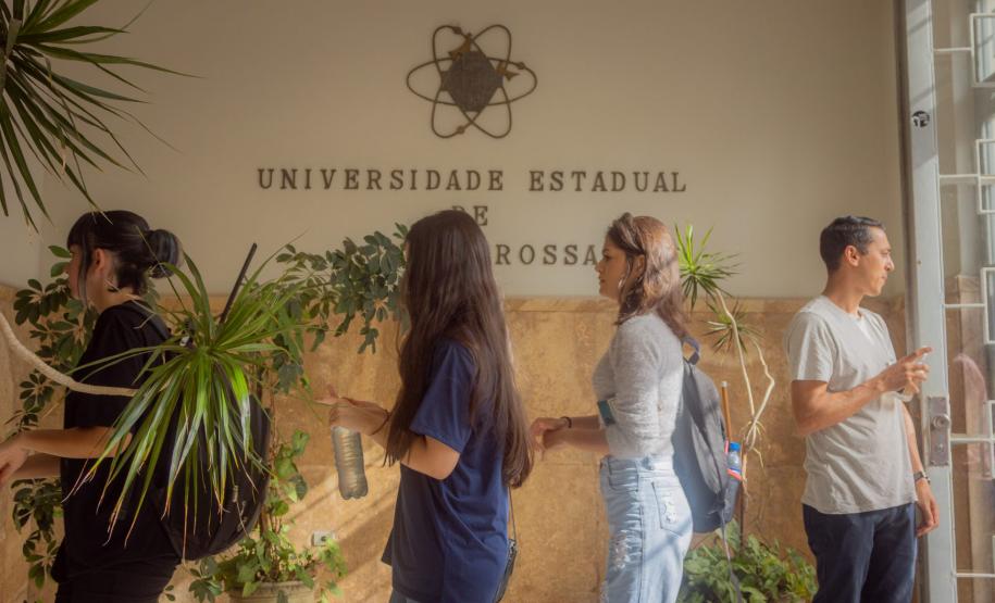Vestibular 2022 da UEPG reuniu milhares de estudantes em 13 cidades do Paraná