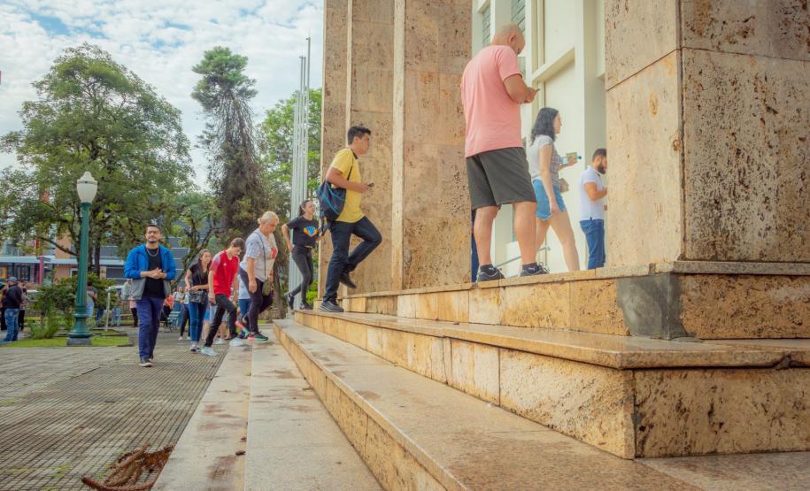 Vestibular 2022 da UEPG reuniu milhares de estudantes em 13 cidades do Paraná