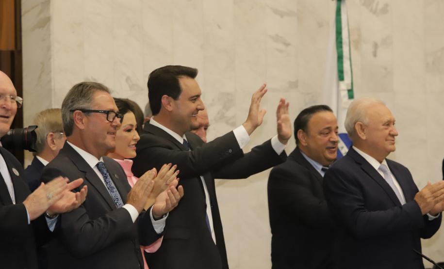 Ratinho Junior e Darci Piana tomam posse para mais quatro anos de mandato