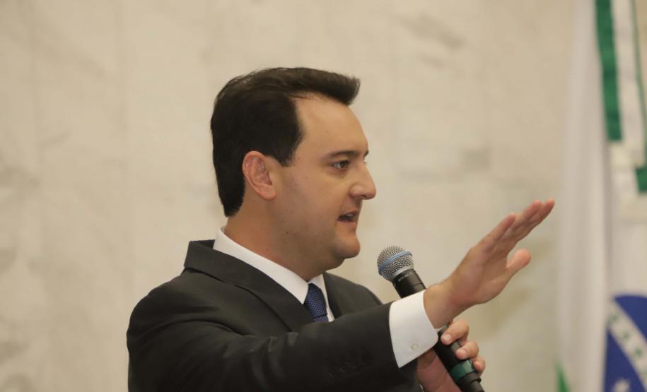 Ratinho Junior e Darci Piana tomam posse para mais quatro anos de mandato