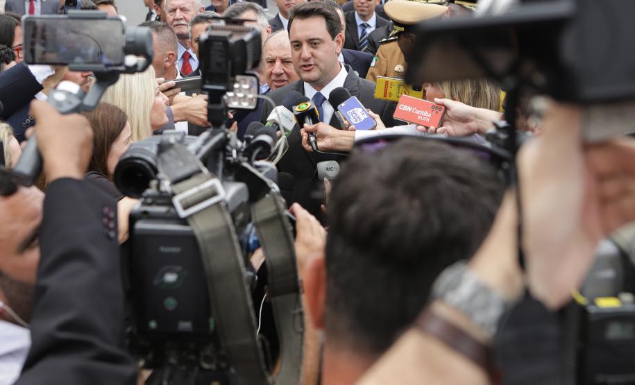 Após assumir novo mandato, Ratinho Junior reforça meta de manter Paraná como referência