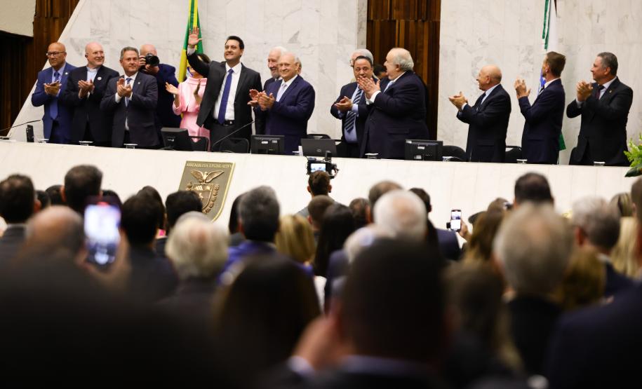 Ratinho Junior e Darci Piana tomam posse para mais quatro anos de mandato