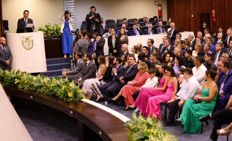 Ratinho Junior e Darci Piana tomam posse para mais quatro anos de mandato