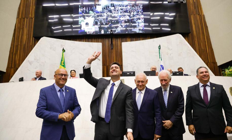 Ratinho Junior e Darci Piana tomam posse para mais quatro anos de mandato