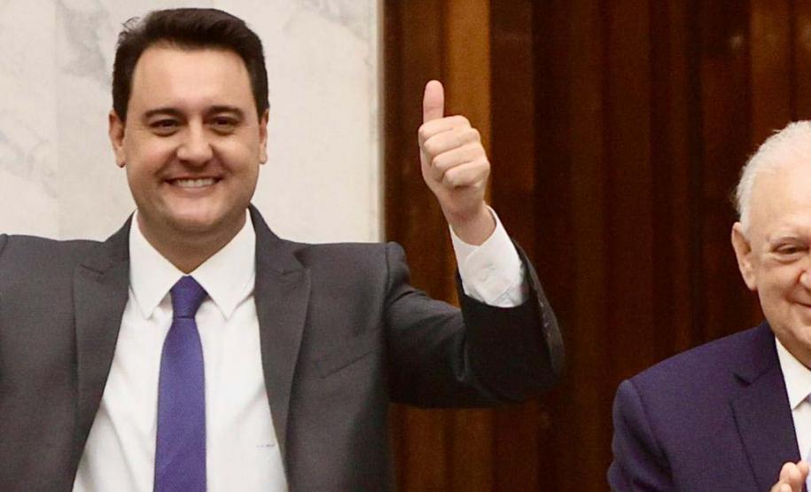 Ratinho Junior e Darci Piana tomam posse para mais quatro anos de mandato