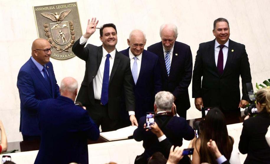 Ratinho Junior e Darci Piana tomam posse para mais quatro anos de mandato