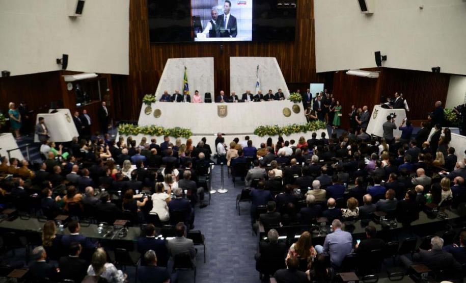 Ratinho Junior e Darci Piana tomam posse para mais quatro anos de mandato