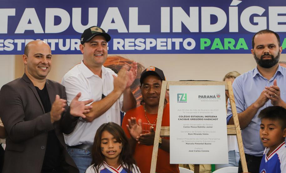 Governador inaugura obra de ampliação do maior colégio indígena do Paraná