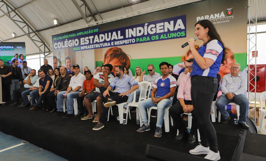 Governador inaugura obra de ampliação do maior colégio indígena do Paraná