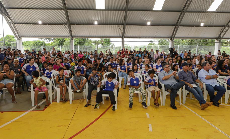 Governador inaugura obra de ampliação do maior colégio indígena do Paraná