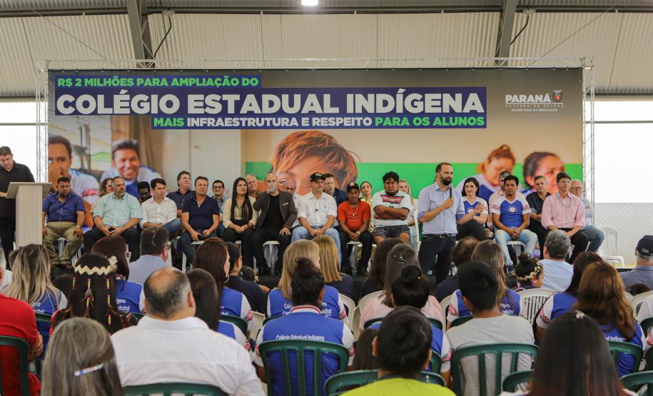 Governador inaugura obra de ampliação do maior colégio indígena do Paraná