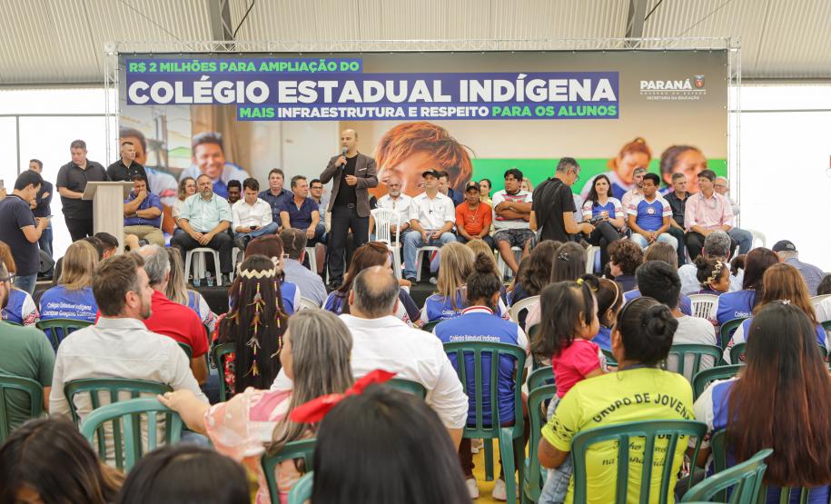 Governador inaugura obra de ampliação do maior colégio indígena do Paraná