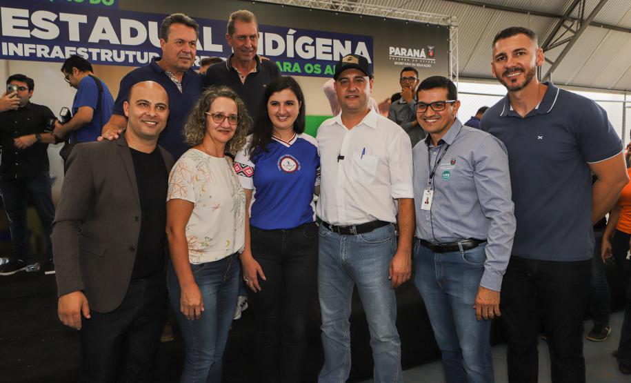 Governador inaugura obra de ampliação do maior colégio indígena do Paraná