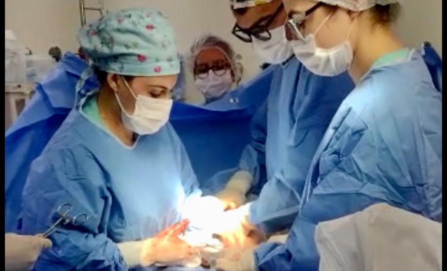 HUOP de Cascavel realiza parto de quadrigêmeos