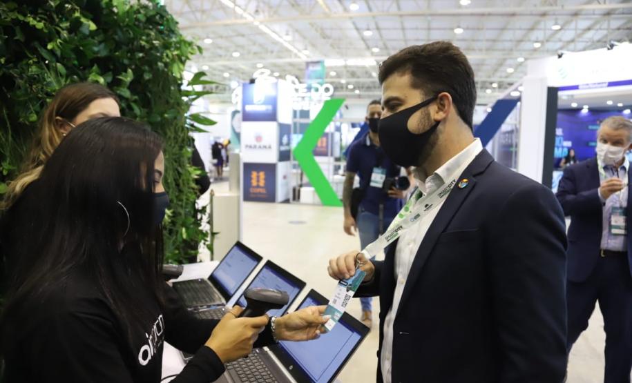Governo do Paraná leva palestrantes e expõe serviços na Smart City Expo Curitiba 2023