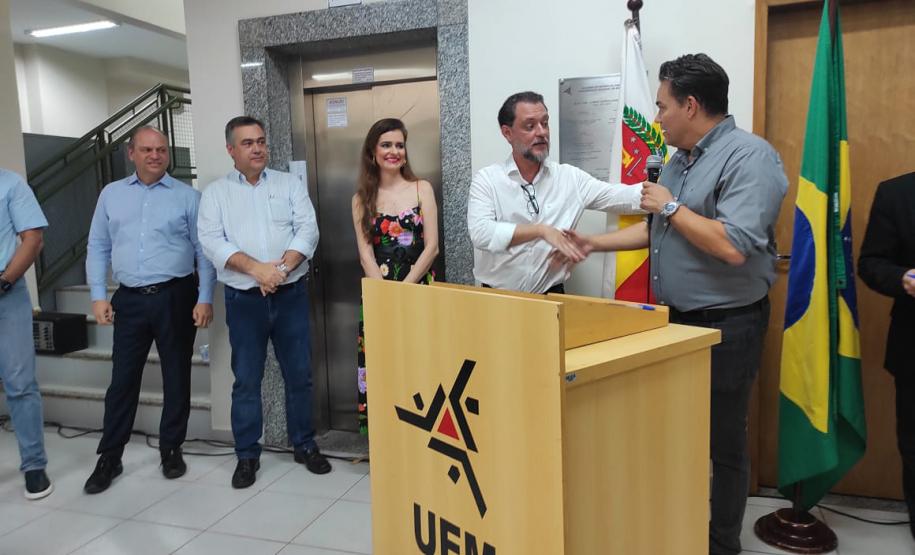 Estado investe R$ 1,9 milhão em novos equipamentos na Clínica Odontológica da UEM