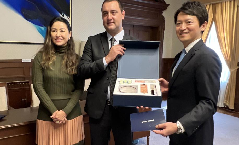 Em Hyogo, Paraná busca parcerias para aumentar intercâmbio de alunos e das universidades