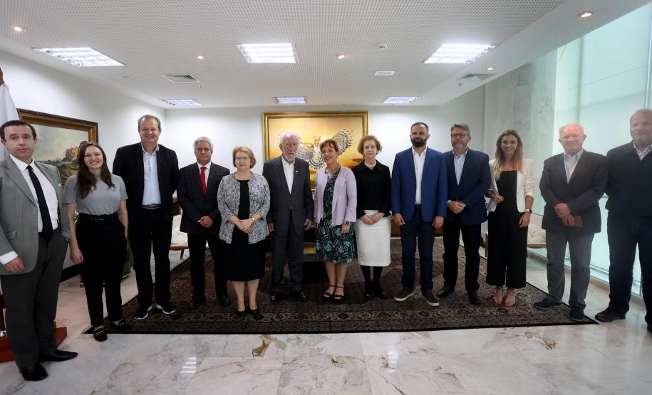 Paraná discute parcerias com Canadá em educação, agricultura e desenvolvimento sustentável