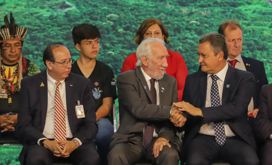 Piana diz que cooperação entre Estado e Itaipu Binacional fortalece o crescimento do Paraná
