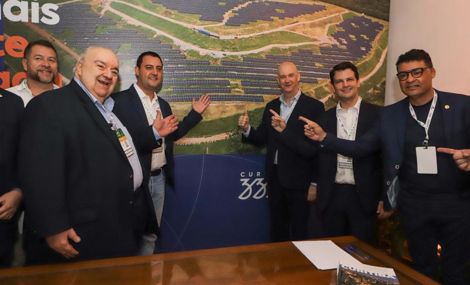 Estado deve trabalhar com setor privado para levar inovação às cidades, afirma governador