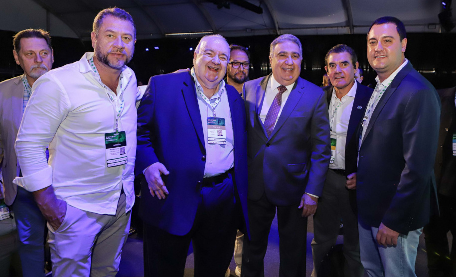 Estado deve trabalhar com setor privado para levar inovação às cidades, afirma governador