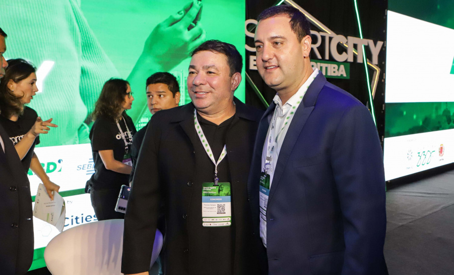 Estado deve trabalhar com setor privado para levar inovação às cidades, afirma governador