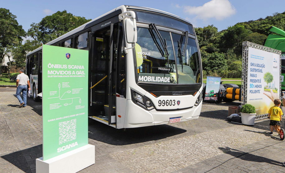 Estado deve trabalhar com setor privado para levar inovação às cidades, afirma governador