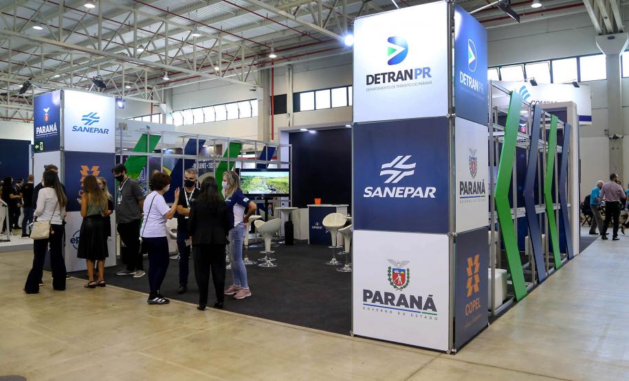 Governo do Paraná leva palestrantes e expõe serviços na Smart City Expo Curitiba 2023