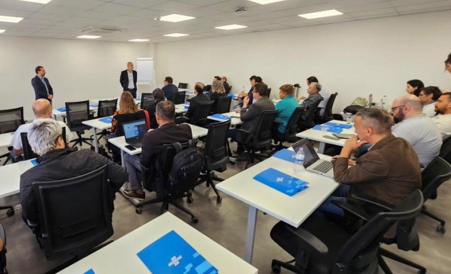 Capacitação busca ampliar pesquisas acadêmicas com potencial de mercado no Paraná