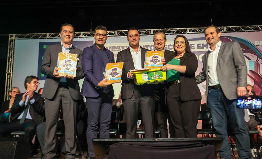 Com apoio do Estado, Carambeí ganha Agência de Inovação e equipamentos de robótica