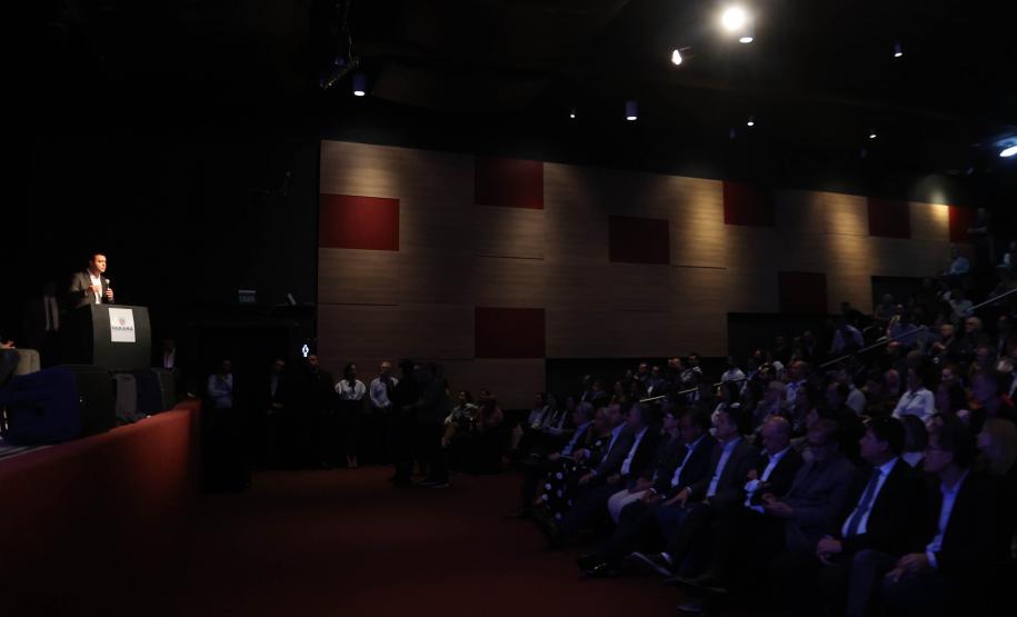 Com apoio do Estado, Carambeí ganha Agência de Inovação e equipamentos de robótica