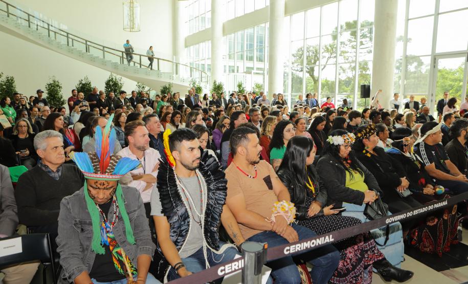 Governador sanciona lei que cria o Conselho dos Povos Indígenas do Paraná