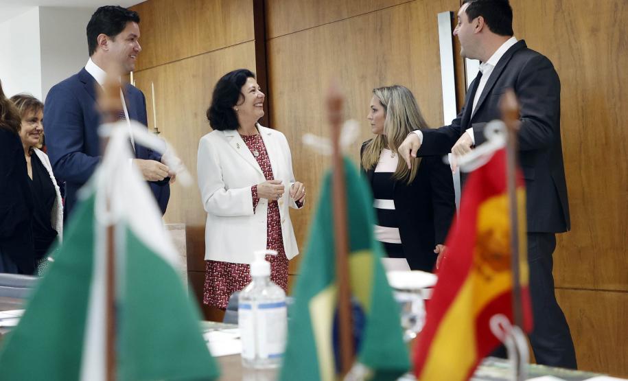 Governador e embaixadora da Espanha discutem parcerias nas áreas de infraestrutura e educação