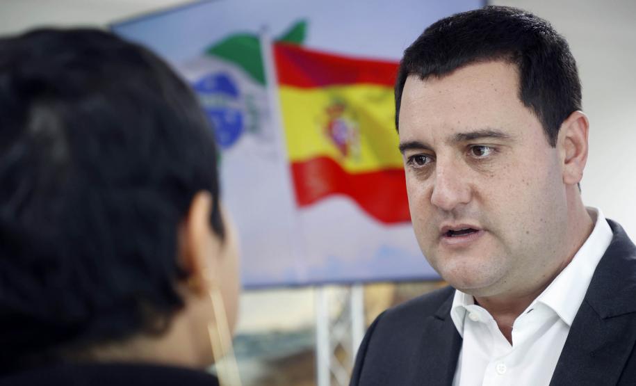 Governador e embaixadora da Espanha discutem parcerias nas áreas de infraestrutura e educação