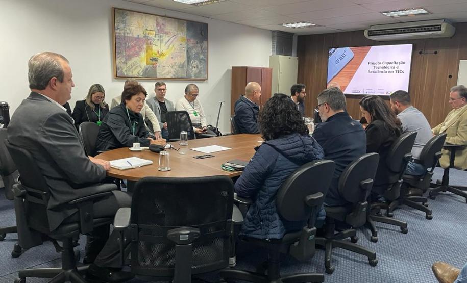 Governo lança treinamento gratuito em tecnologia que alcançará três mil pessoas