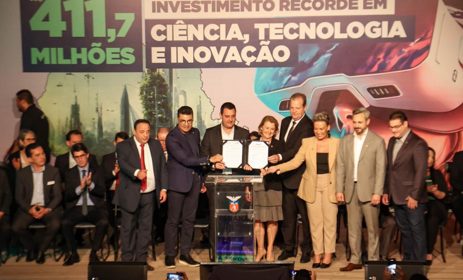 Estado confirma novo reajuste nas bolsas de pesquisa e extensão da Fundação Araucária