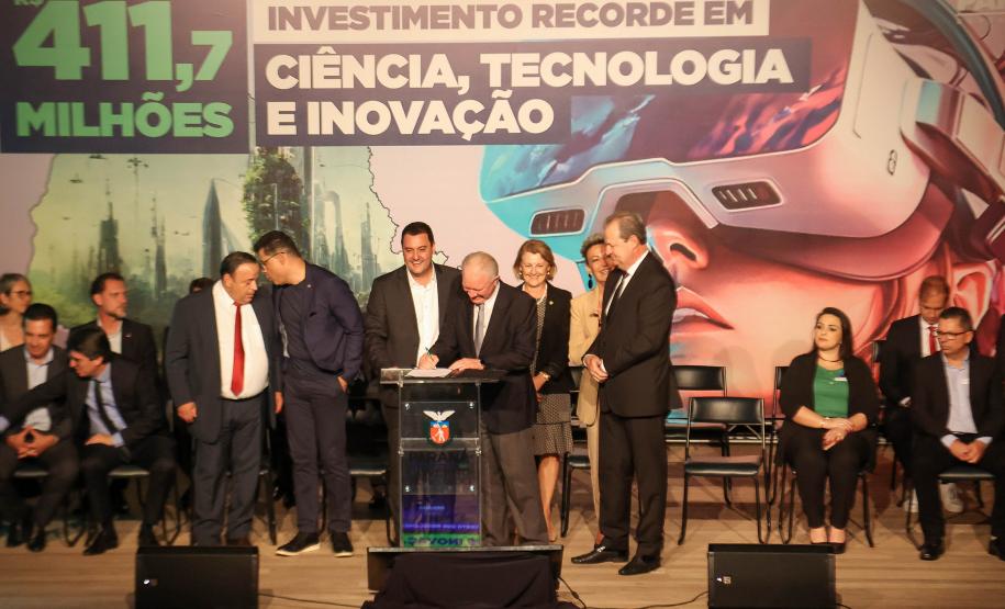 Estado confirma novo reajuste nas bolsas de pesquisa e extensão da Fundação Araucária