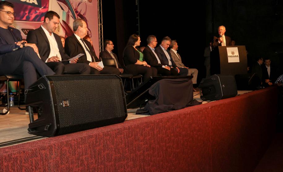 Estado confirma novo reajuste nas bolsas de pesquisa e extensão da Fundação Araucária