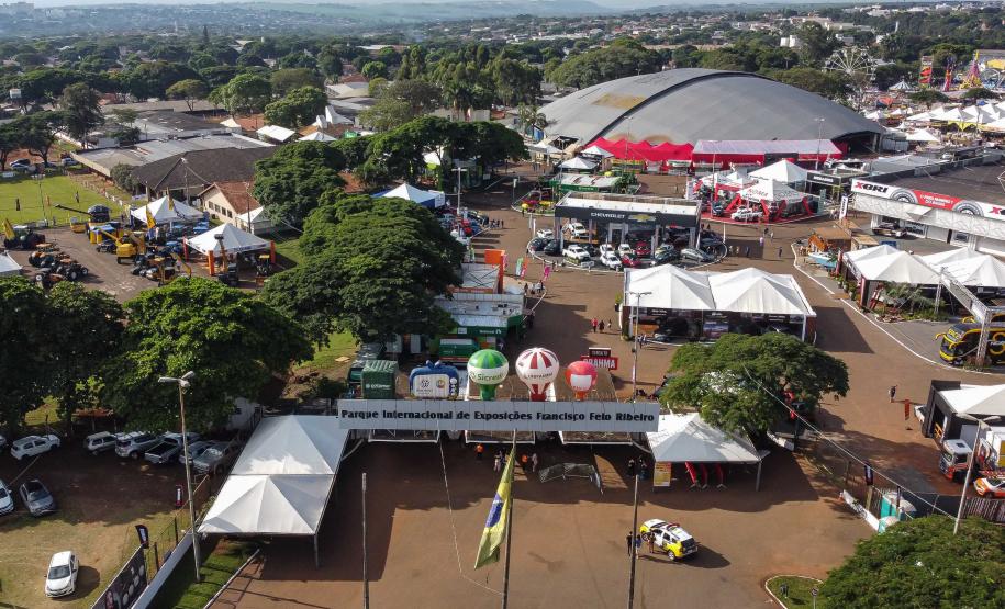 Governador destaca a força do agro paranaense na abertura da Expoingá